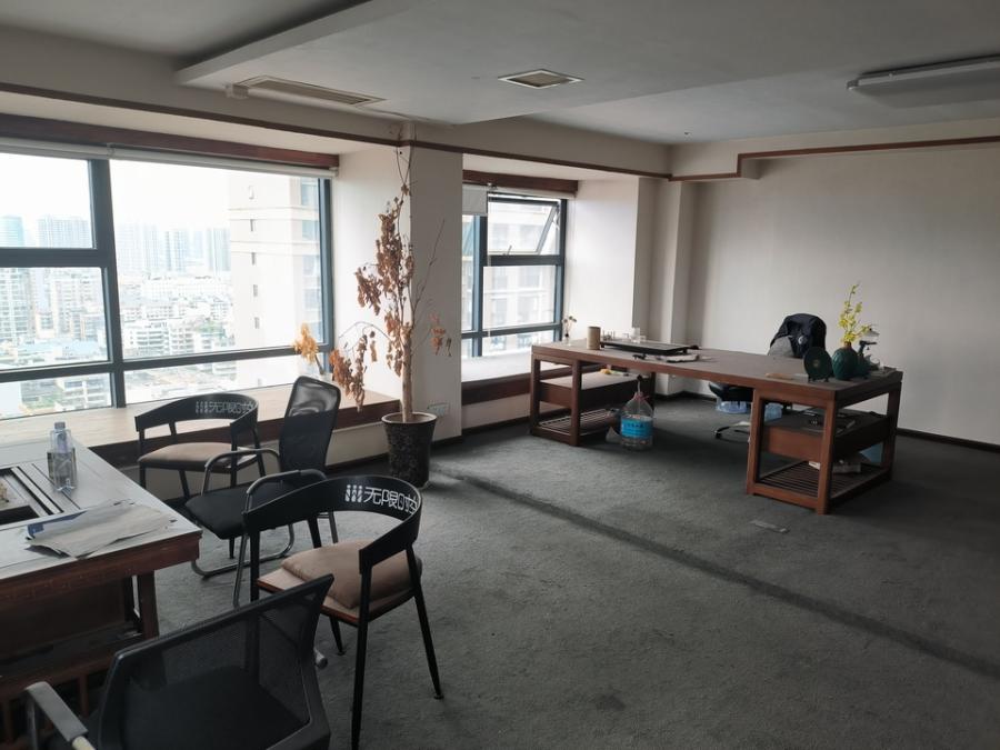 萬象新天地法拍房5號棟2501、2502、2505、2506號