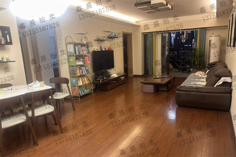 （7折 雙學(xué)位）萬科魅力之城非凡里（城際新苑）法拍房12棟3305號(hào)房